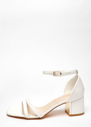 Quiz White Wide Fit Strappy Low Block Heeled Sandals