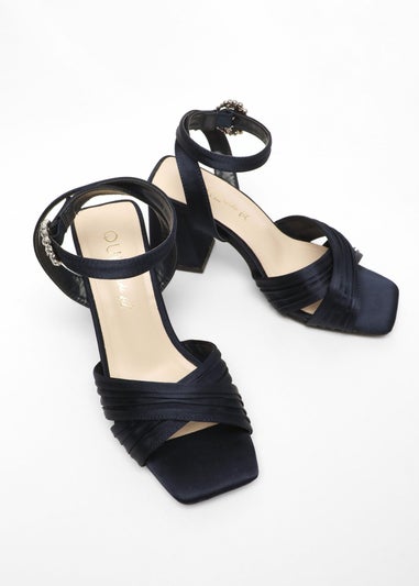 Quiz Navy Wide Fit Satin Pleated Block Heel Sandals