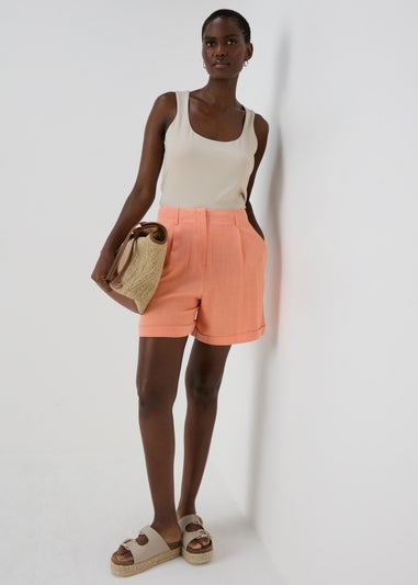 Et Vous Coral Linen Shorts