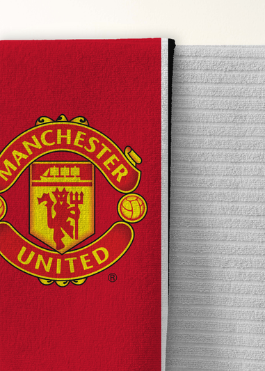 Manchester United FC Stripe Velour Printed Towel