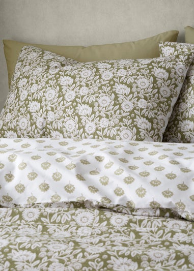 Pineapple Elephant Tangier Floral Reversible Duvet Cover Set