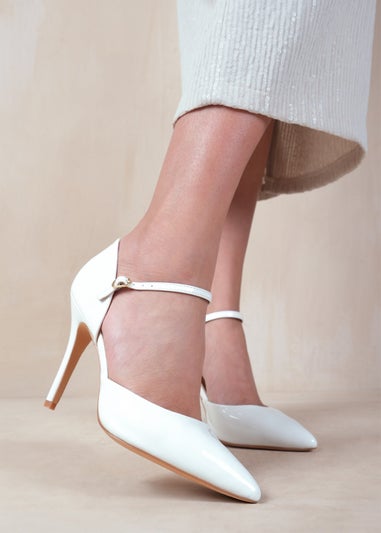 Where's That From Reflex White Patent Mid-High Pointed Toe Heels