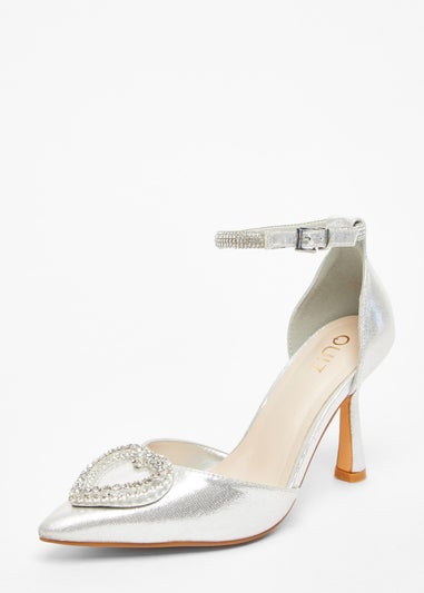 Quiz Silver Diamante Heart Court Heel