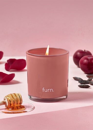 furn. Bee Deco Divine Bergamot, Honey, Plum + Tonka Scented Glass Candle (8.5 x 10 x 8.5cm)