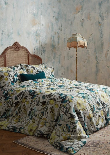 EW by Edinburgh Weavers Morton Floral Piped Duvet Cover Set