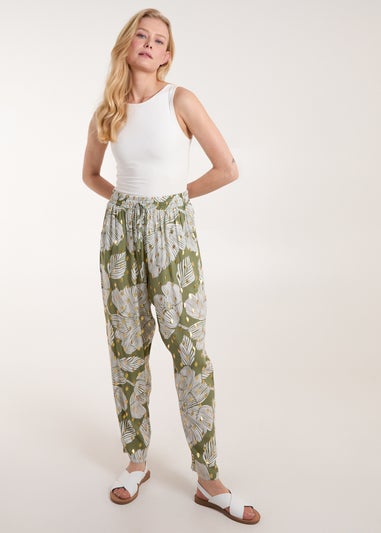 Blue Vanilla Green Printed Trousers