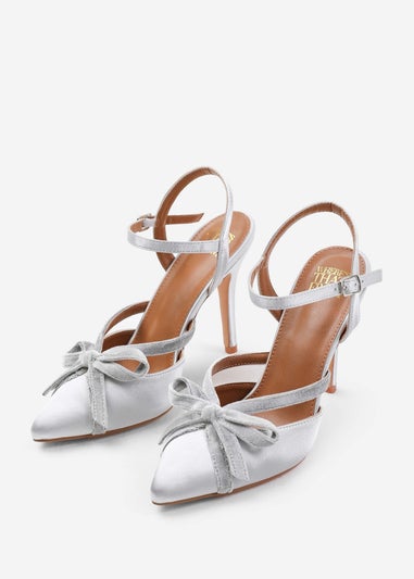 Where's That From Wyoming Silver Pointed Toe High Heels