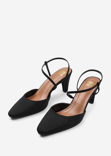 Where's That From Kansas Black Cross Over Slingback Strap Heels