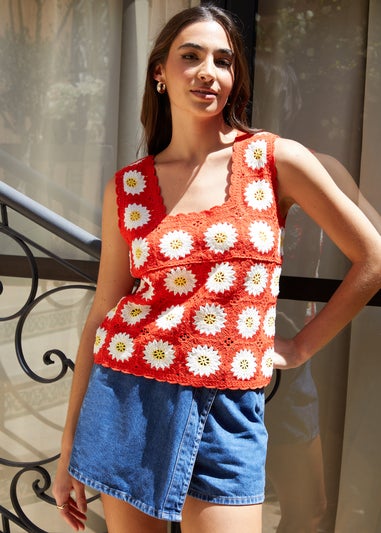 Threadbare Red Daffodil Floral Crochet Knitted Vest