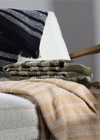 Hoem Jour Woven Fringed Throw (130 x 180cm)