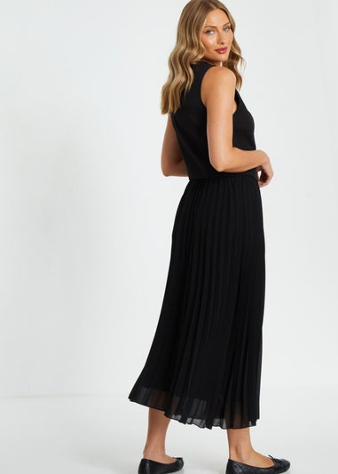 Quiz Black Chiffon Pleated Midi Skirt