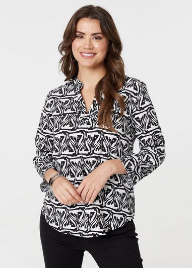 Izabel London Black And White Printed Collarless V-Neck 3/4 Blouse