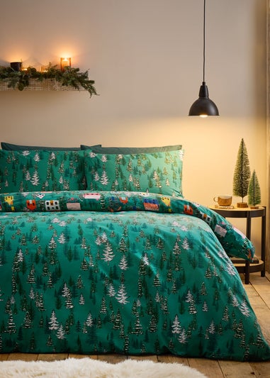 Catherine Lansfield Christmas Festive Forest Reversible Duvet Cover Set