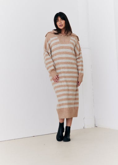 In The Style Stacey Solomon Camel Stripe Half Zip Midaxi Knitted Dress