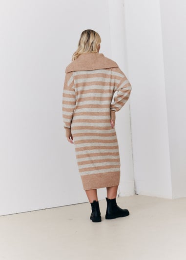 In The Style Stacey Solomon Camel Stripe Half Zip Midaxi Knitted Dress