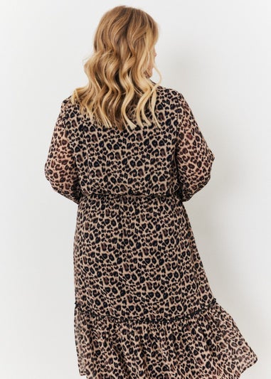 In The Style Jess Millichamp Brown Leopard Smock Shirt Maxi Dress