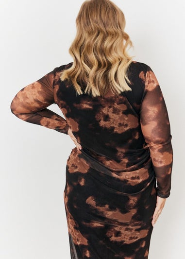 In The Style Jess Millichamp Brown Printed Mesh Maxi Dress