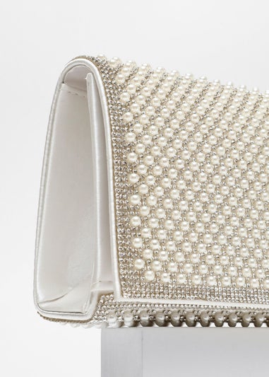 Quiz White Bridal Pearl Embellished Clutch Bag