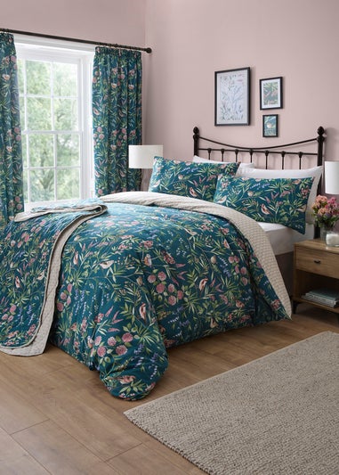 Dreams & Drapes Design Caraway Green Reversible Duvet Cover Set