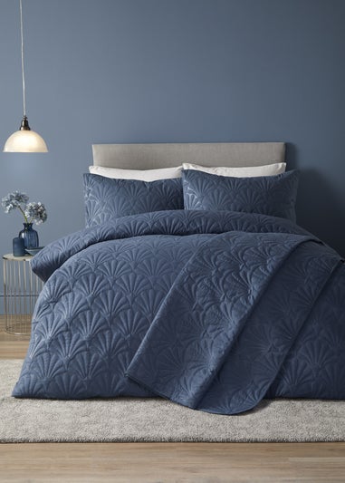 Serene Cavali Dark Blue Pinsonic Bedspread