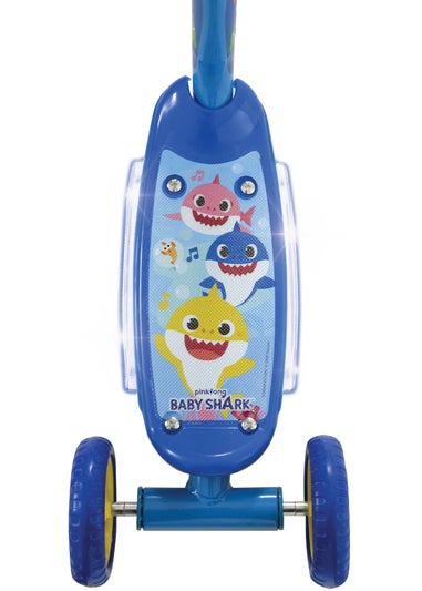 Baby Shark Music & Lights Scooter