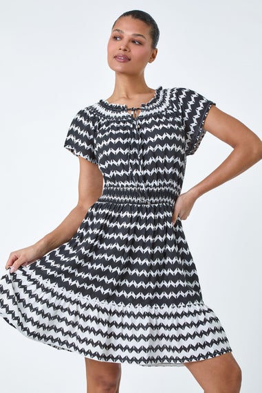 Roman Black Zig Zag Border Print Shirred Dress