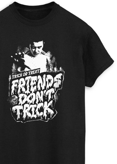 Stranger Things Friends Don't Trick Black Boyfriend Fit T-Shirt