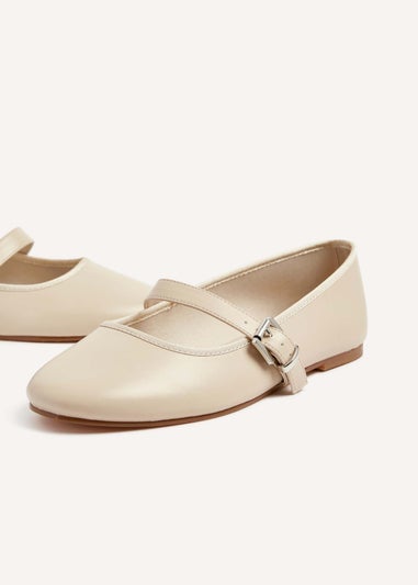 Linzi Odette Nude Faux Leather Mary Jane Pumps