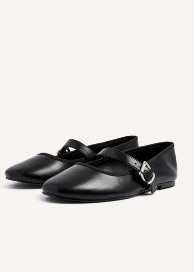 Linzi Odette Black Faux Leather Mary Jane Pumps