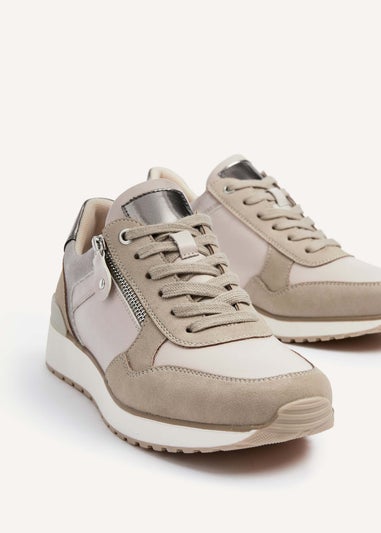 Linzi Euston Mocha Trainer