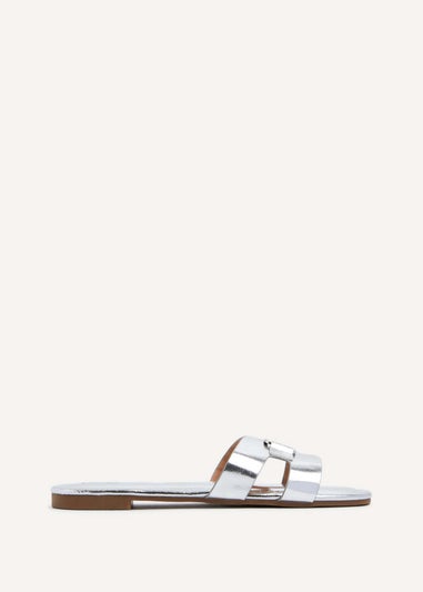 Linzi Sasha Silver Faux Leather Slider Sandal