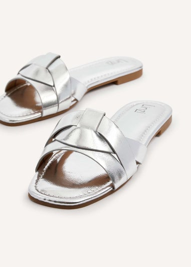 Linzi Fletcher Silver Faux Leather Slider