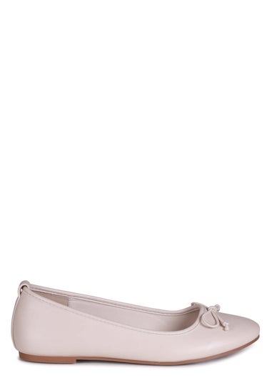 Linzi Este Sand Faux Leather Pump