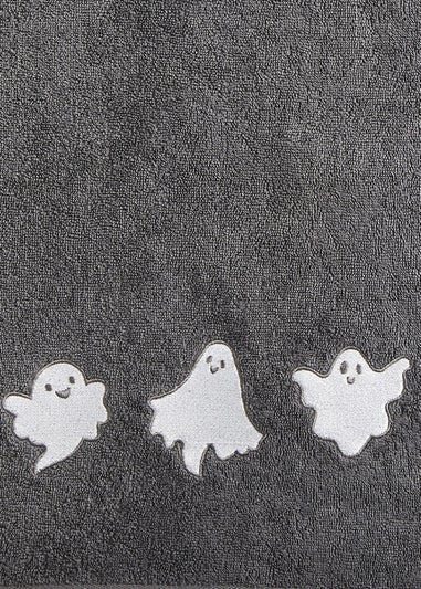 Fusion Spooky Ghosts Halloween Grey Hand Towel (2 pack)