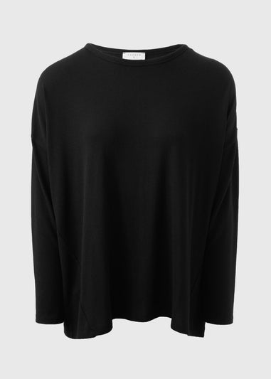 Black Crew Neck Long Sleeved Top