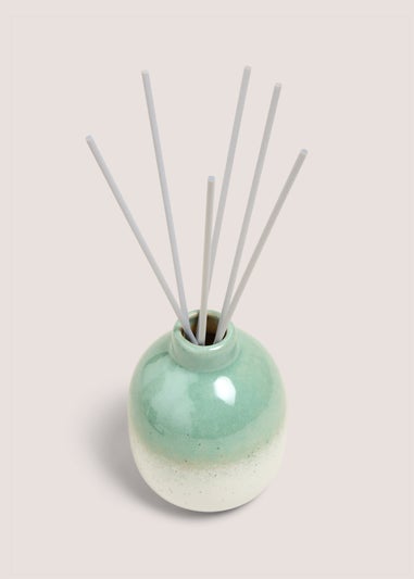 Pale Green Reactive Glaze Diffuser