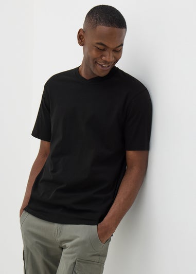 Black Essential V-Neck T-Shirt