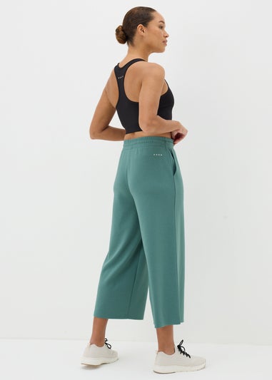 Souluxe Green Wide Leg Cropped Jogging Bottoms