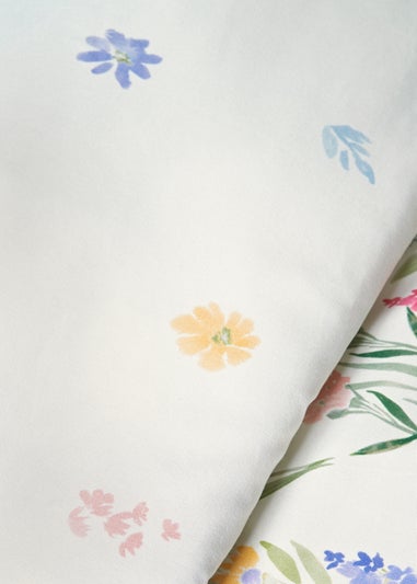 White Floral Rabbit Duvet Set