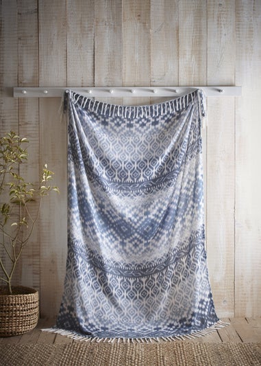 Appletree Hygge Sakari Tassled Blue Throw