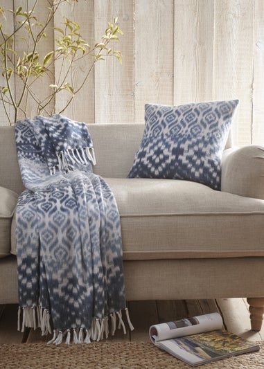 Appletree Hygge Sakari Tassled Blue Throw