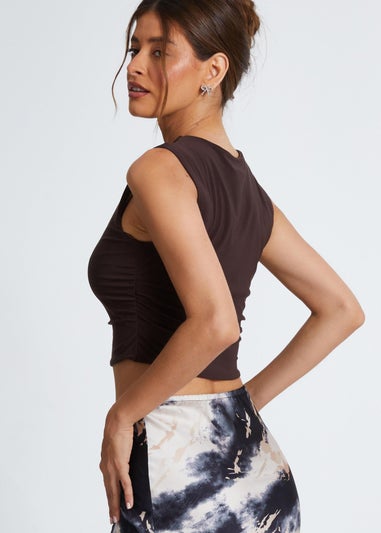 Quiz Brown Ruched Sleeveless Crop Top