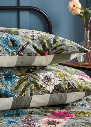 Wylder Blue Floral Hidcote Manor Botanical Duvet Cover Set