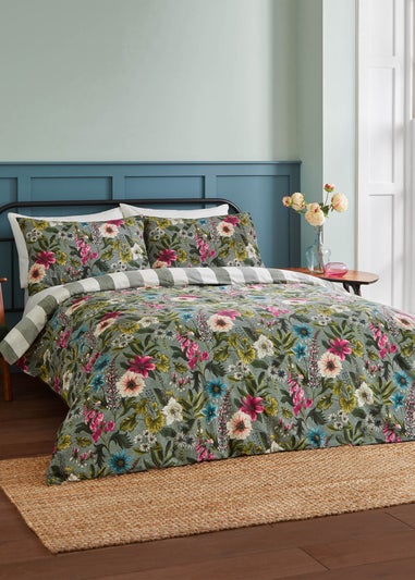 Wylder Blue Floral Hidcote Manor Botanical Duvet Cover Set