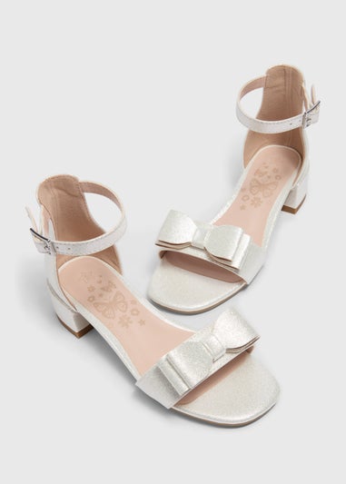 Girls White Bow Block Heels (Younger 11-Older 2)