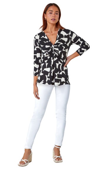 Roman Black Petite Geometric Print V-Neck Stretch Top