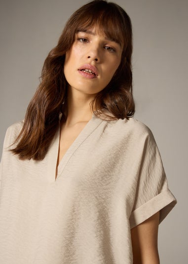 Et Vous Stone Airflow Collared V-Neck Blouse