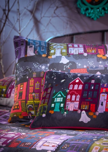 furn. Creepy Town Reversible Duvet Cover Set