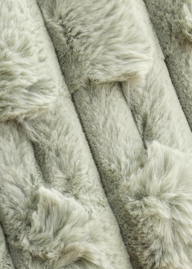 Bianca Fine Linens So Soft Carved Faux Fur Blanket Throw (150x200 cm)