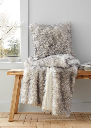 Catherine Lansfield Arctic Fox Cosy Faux Fur Cushion Grey (45x45cm)